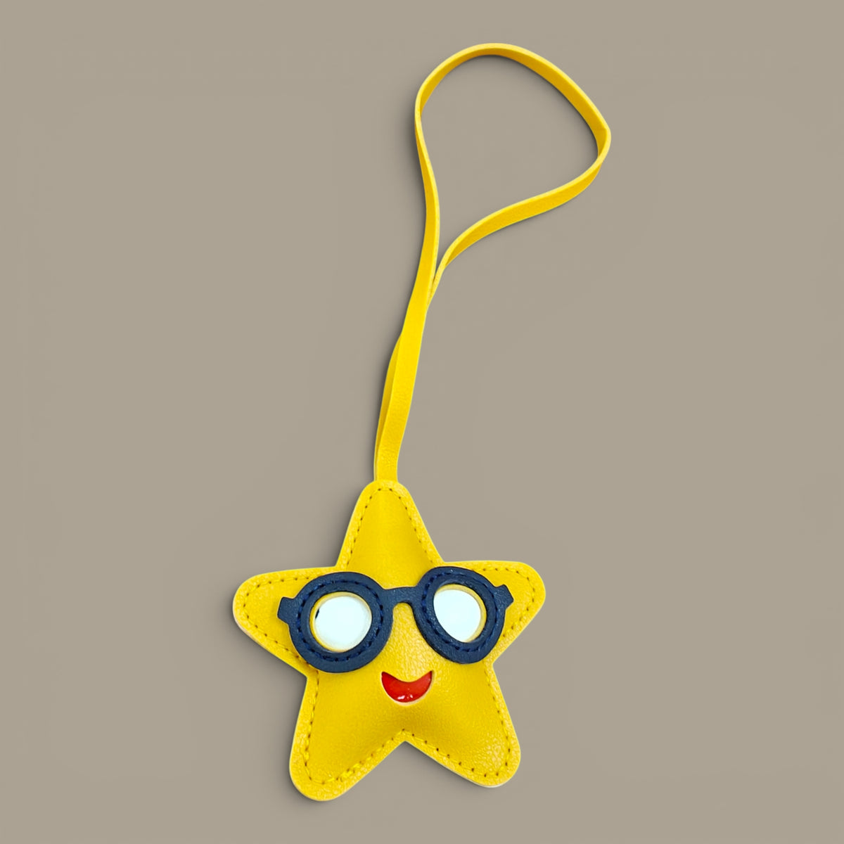 KIU Goggle Star Bag Charm