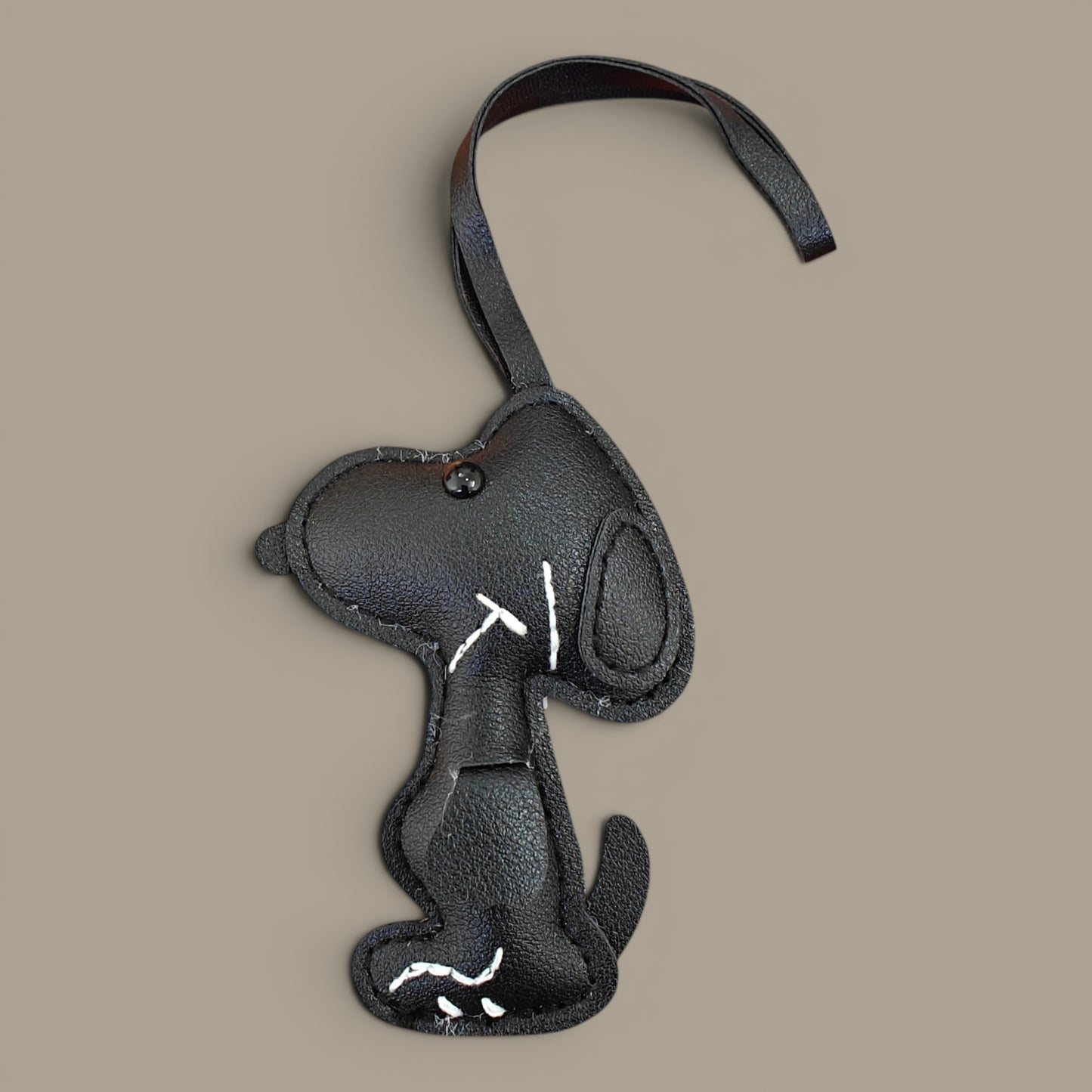 KIU Beagle Dog Bag Charm