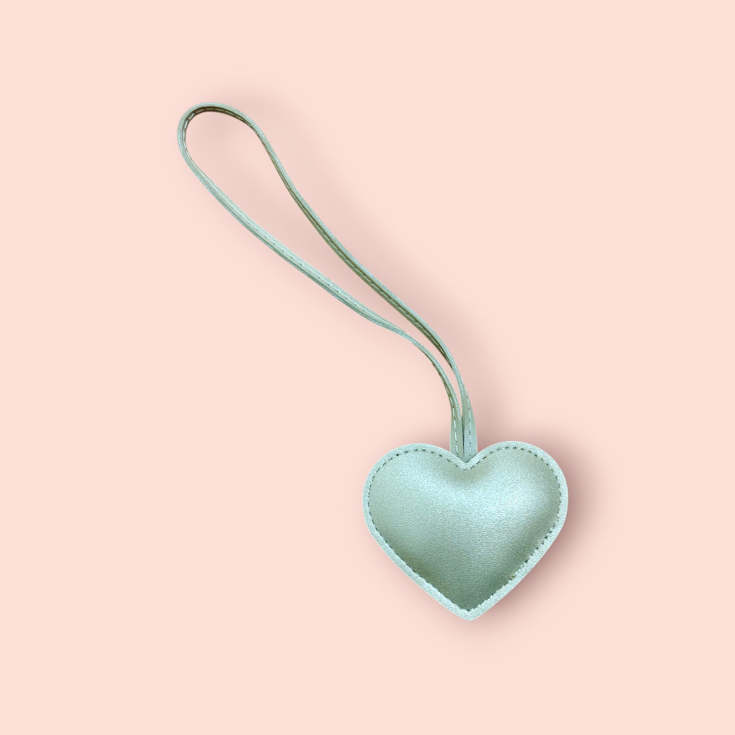 KIU Cute Heart Bag Charm