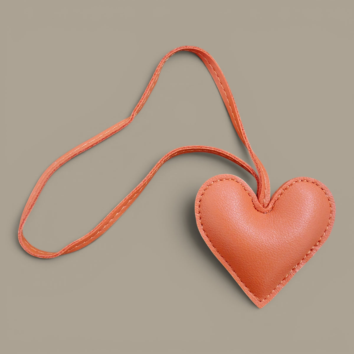 KIU Cute Heart Bag Charm
