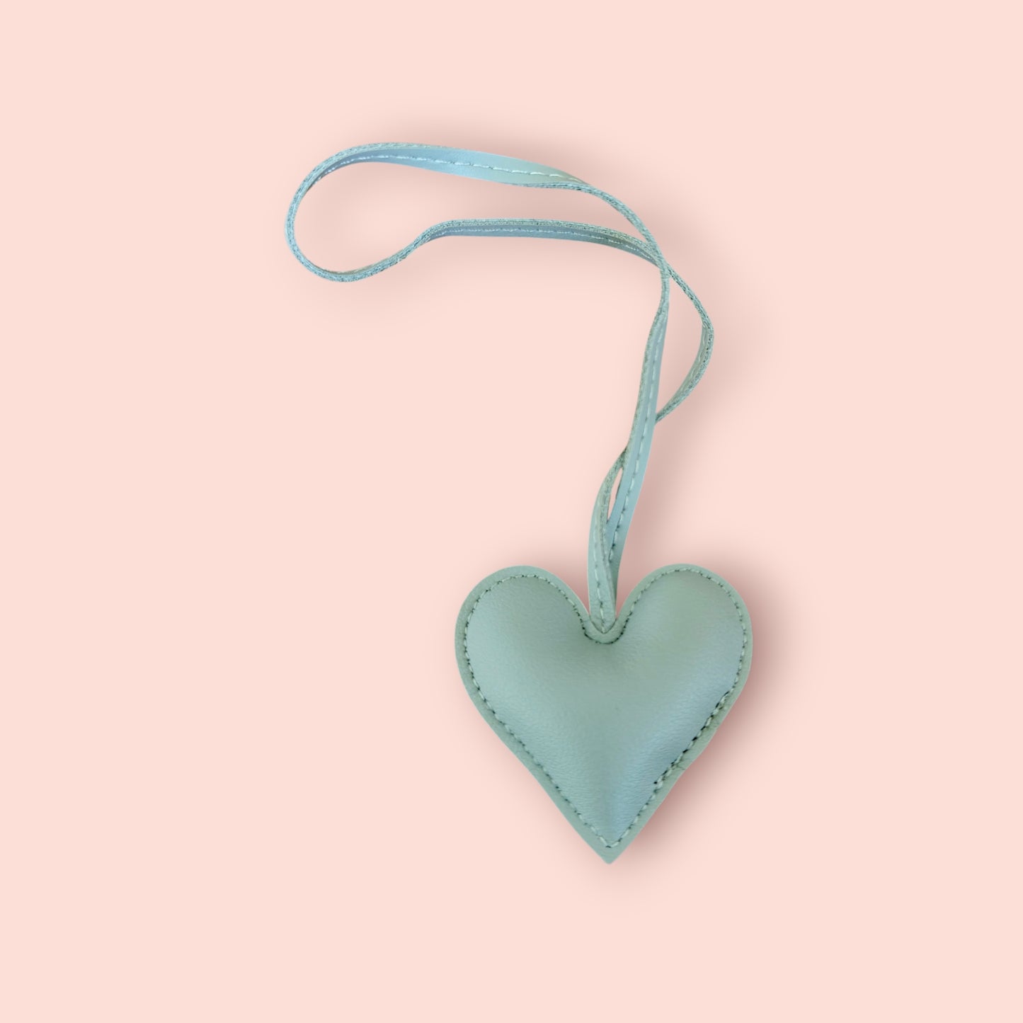 KIU Cute Heart Bag Charm