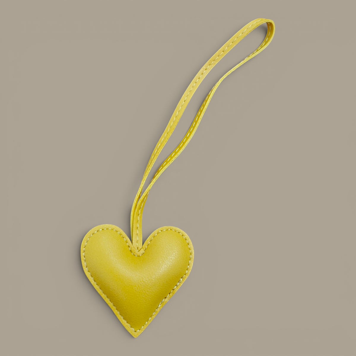 KIU Cute Heart Bag Charm
