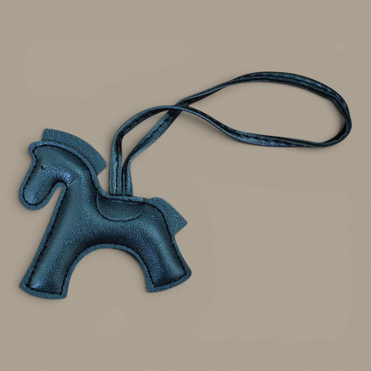 KIU Horse Bag Charm Solid