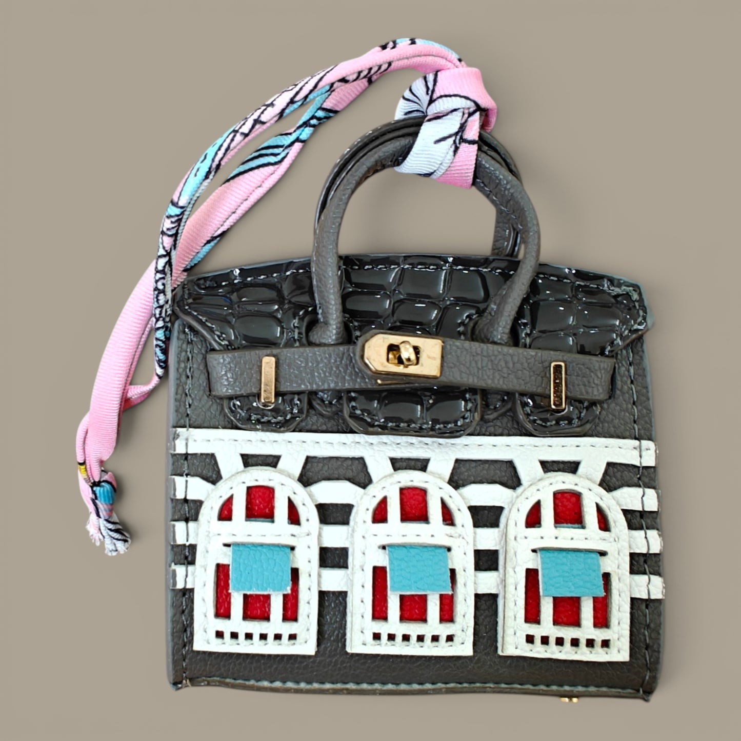 KIU Luxury Mini Bag Charm Lounge
