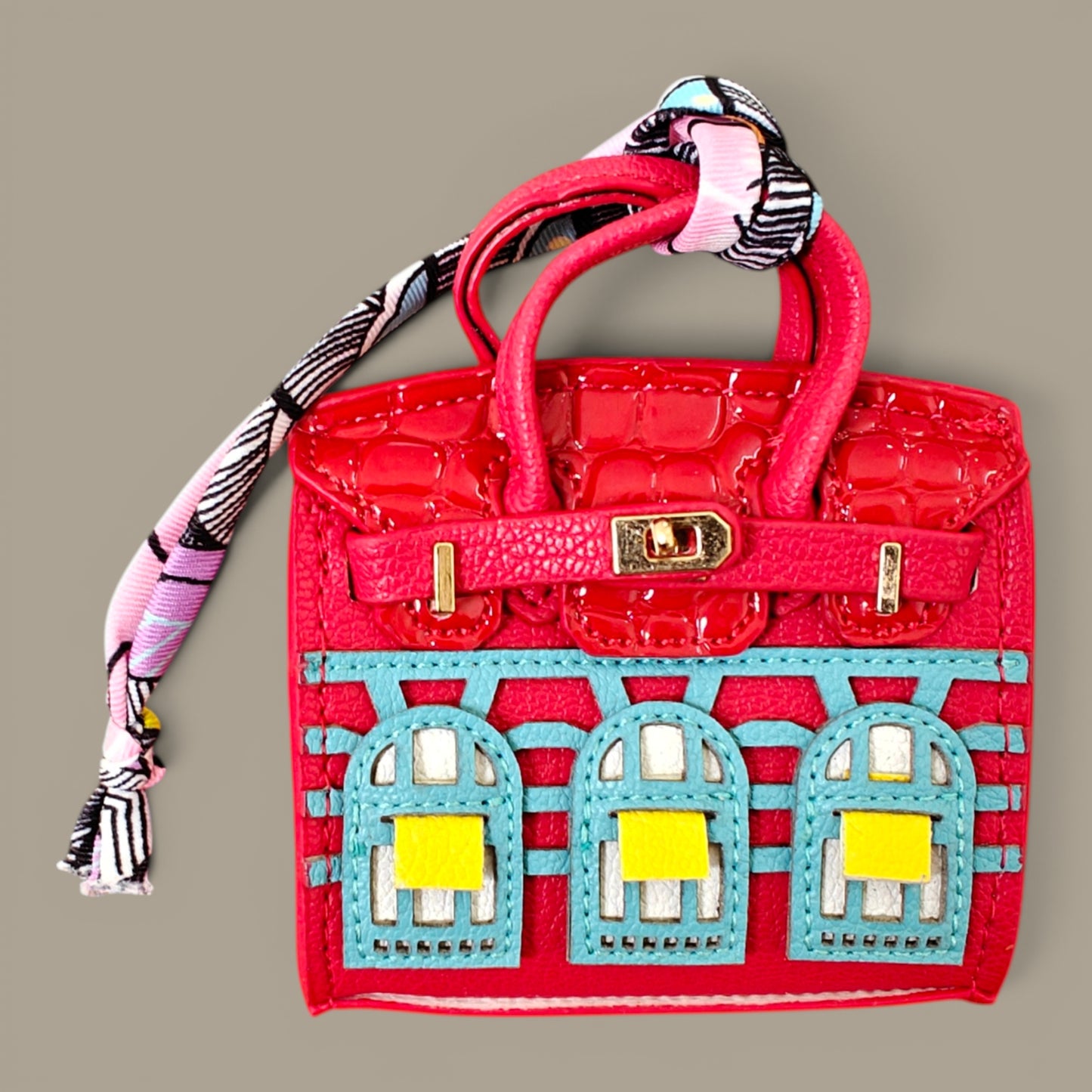 KIU Luxury Mini Bag Charm Lounge