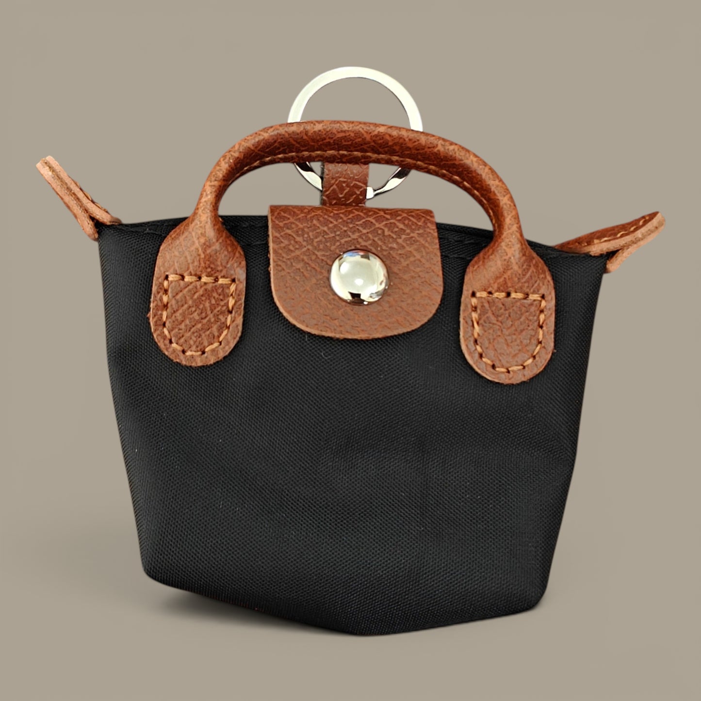 KIU Luxury Vanity Pouch Bag Charm